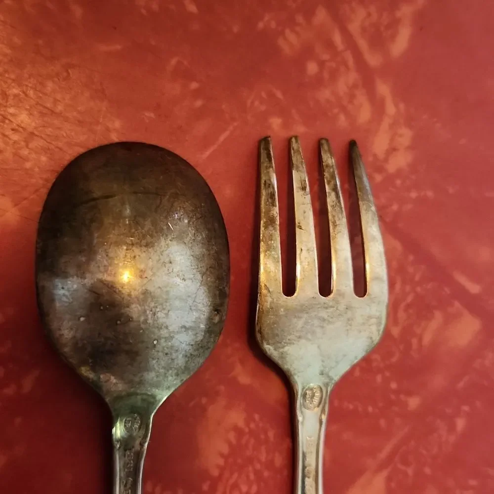 Vintage Oneida 1881 Rogers  Toddler Metal Fork and Spoon Set